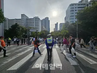 万圣节前夕，韩国约 1,600 名警察被部署到弘大地区