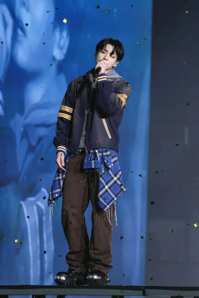 JUNG KOOK、ソロアルバム「GOLDEN」ファンショーケース開催…RMも応援に駆け付ける5