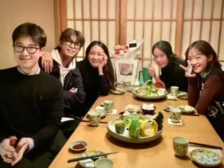 演员崔智友与《新常态》李由美、郑东元等人的《可爱的后辈》晚餐约会