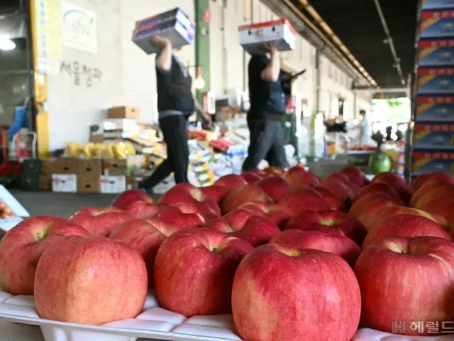 韓国流通業界、消費低迷で人員削減…希望退職相次ぐ