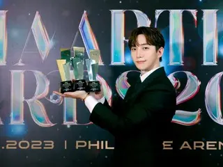 《2PM》俊昊连续第二年获得“AAA”奖等三项大奖……“我会奖励你作为一名出色的演员。”