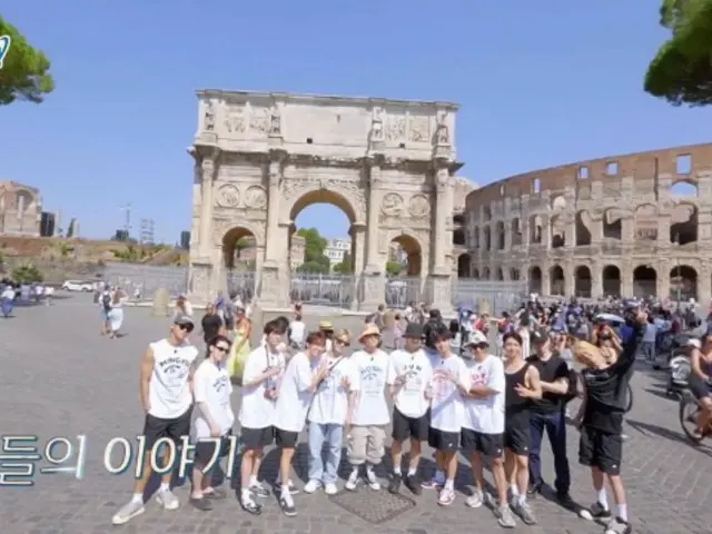 「NANA TOUR with SEVENTEEN」でイタリアを旅する「SEVENTEEN」。