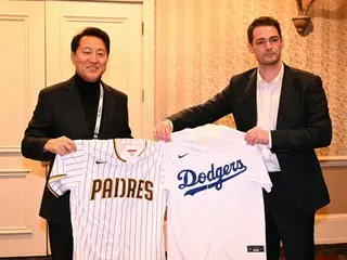 美国职业棒球大联盟在韩国开幕...首尔市长与MLB副总裁加强合作