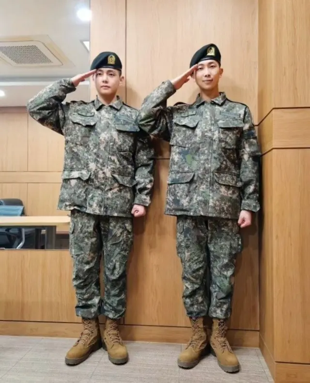 「BTS」RM & V、本日（16日）新兵教育修了1