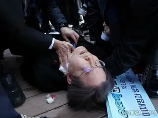 在釜山遭到袭击的韩国民主党代表李在明和裴贤镇“希望早日康复”