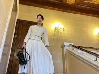 演员林智妍在巴黎展现优雅美感...宛如女王