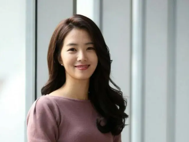 “JTBCの看板”カン・ジヨンアナウンサー、来月結婚へ…「ニュースルーム」週末単独進行＆他局「ユ・クイズ」にも出演