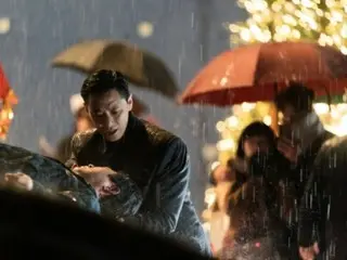 《优势种》韩孝珠、朱智勋接近倒在车顶的神秘男子...今日（10日）上映