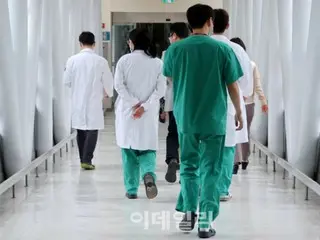 医疗罢工导致在线医疗咨询量增加6.5倍，有人呼吁立法而不是临时措施——韩国