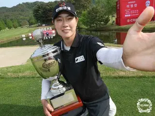 <女子高尔夫> 李正珉出道14年来首次夺得重大赛事冠军