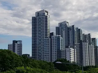 首尔公寓价格进入每套50亿韩元时代...盘浦阿克罗河公园成交价54.5亿韩元