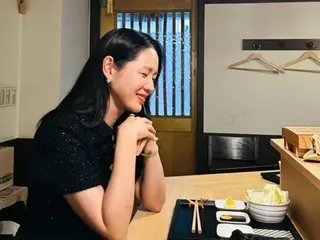 “也许是日本的场景？”女演员孙艺珍，在美味佳肴面前微笑的女神……为什么这么可爱？