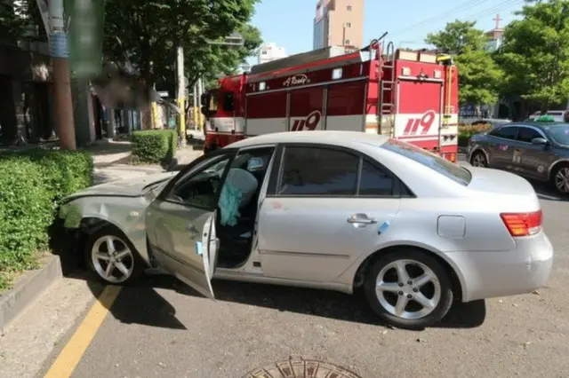 釜山の路地で60代の運転者が3人の歩行者をはねる＝韓国