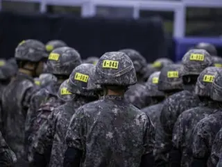韩国一名面色苍白的训练士兵可能因被假病治疗而死亡