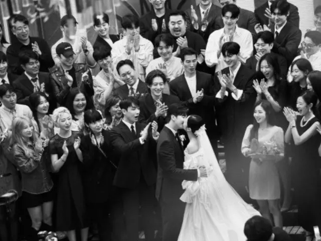 DARA（2NE1）很高兴成为婆婆...Jeongdun（原MBLAQ）和Mimi（原gugudan）结婚...前YG家族成员齐聚一堂