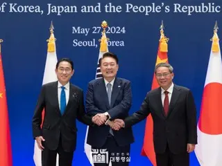 美媒：“在日中韩峰会上，中国强调经济关系的好处”