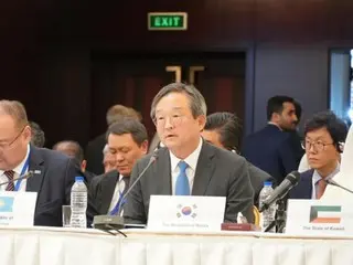 在韩国和俄罗斯出席的国际会议上，“我们必须果断应对国际安全威胁”