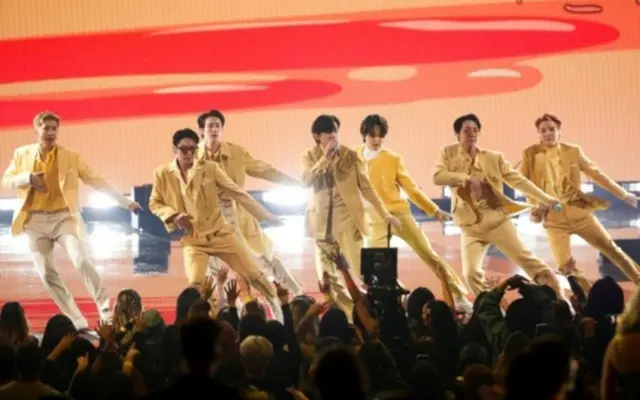 韓国検察、「BTS」の活動休止を事前に知り「株を売却」…芸能事務所の元職員を “起訴”
