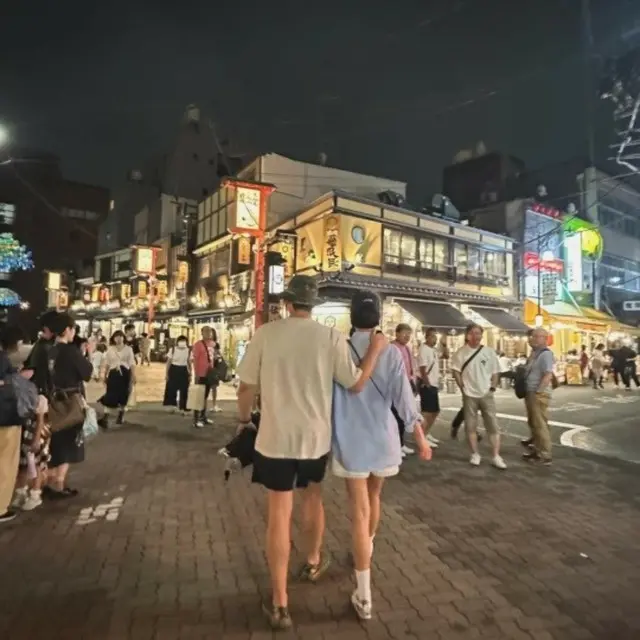 俳優イ・ジャンウ&女優チョ・ヘウォン、日本で公開デート2