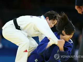韩国女子柔道选手许海智在巴黎奥运会上获得银牌
