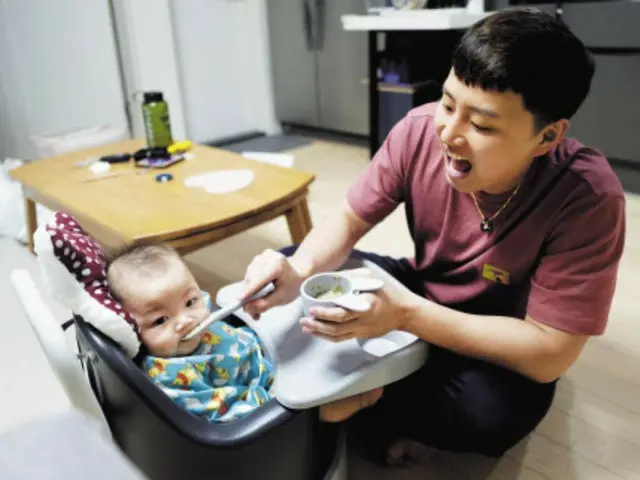 韓国における「パパ育児休職」、上半期に過去最高を更新...育児休職者3人に1人が男性