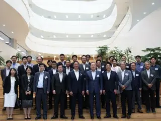 日本国会议员访问韩国“半导体表征大学”