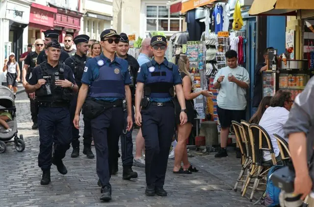 パリの「韓国警察」17人、五輪の任務を終え「帰国」