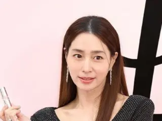 “李秉宪的妻子”演员李珉廷，对于比妈妈还称自己为“爸爸”的女儿，是否有一种奇怪的感觉呢？ “婴儿食品毫无意义”