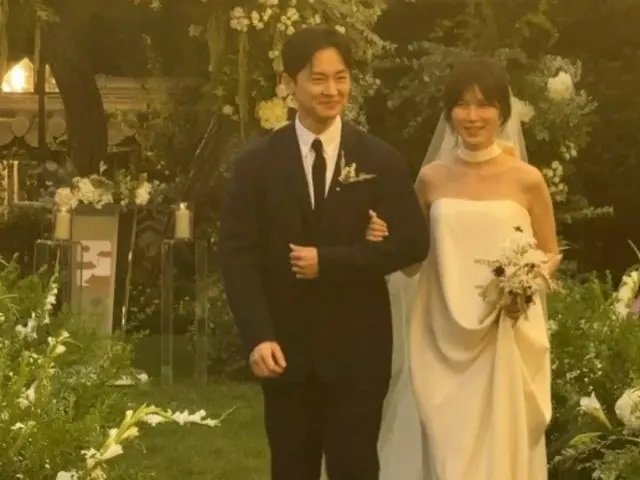 ドラマ「私の夫と結婚して」から現実夫婦が誕生…コン・ミンジョン&チャン・ジェホ、チュ・ジョンヒョクの涙の祝辞→パク・ミニョンらの祝福の中で挙式