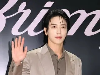 郑容和（CNBLUE）谈到之前的手同步争议...“我为每个音乐节目现场表演花费了200万到300万日元的自费”=“认识的兄弟”
先生、小姐”