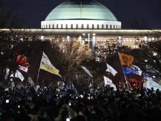 高雅成、高珉诗、高贤正等明星相继出席烛光守夜活动