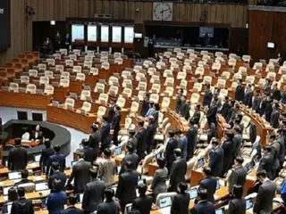 韩国民主党提出公开传唤法，驱逐不参加弹劾投票的国会议员=韩国