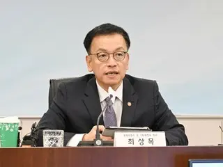 代总统崔相武“不接受”总统幕僚集体辞职=韩国