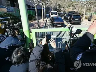 被拘留的尹总统在审讯期间拒绝供述=韩国调查机构