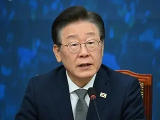 韩国民主党代表和李在明致新年贺词：“感谢所有保卫大韩民国的人们。” = 韩国