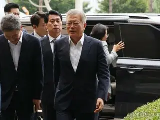 文在寅是唯一一位在世且未被逮捕的韩国前总统，但他也并非毫无嫌疑。