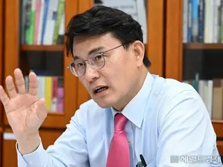 国民力量党现任议员尹相尚表示，“民主党必须脱离李在明会长，继承前总统金大中的精神。”（韩国）