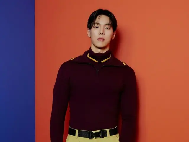 MONSTA X 的 Shownu 在米兰时装秀上展现其独特风采