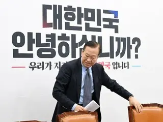 国民力量紧急应对委员会委员长权永世对民主党代表李在明表示“停止拖延战术，有尊严地接受审判”（韩国）