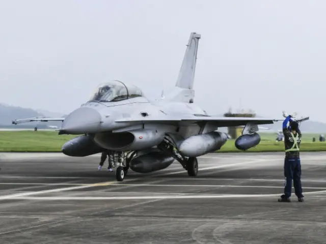 韓国空軍戦闘機を無断撮影の中国籍高校生、父親は公安関係者か