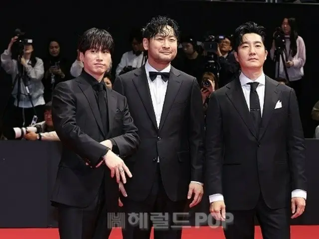 已经是周末了……约翰·帕克、“EPIK HIGH”等人取消参加“青年天气之夜”音乐节