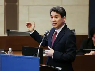 继国务总理韩正勋辞职后，财政部长崔顺实也辞职……副总理李夏一将接任代理总理=韩国