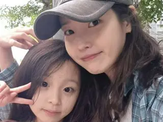 “故事机器”IU，她不是人类而是天使？…“辛苦了”童星金明也亲自过儿童节