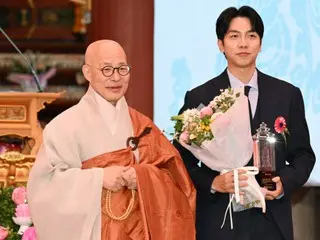 “我皈依是为了妻子的家人”……李升基荣获曹溪寺佛教信徒大奖