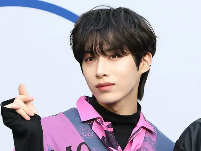 ONEUS Xion今日（6日）发行个人单曲《Camellia》