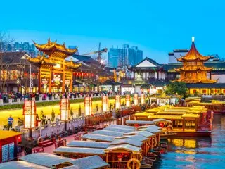 中国报告称，4月份社会消费品零售总额同比增长5.1%