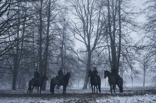 韓国観客動員数4週連続第1位『ハルビン』、ヒョンビン＆イ・ドンウクら豪華キャスト陣から日本のファンへメッセージ映像到着！12