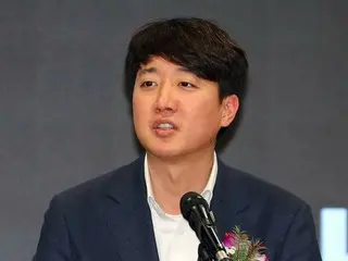 国民力量紧急应对委员会委员长金永泰对改革新党总统候选人李俊硕表示，“以压倒性的团结，向总统选举的胜利迈进”。 （韩国）
