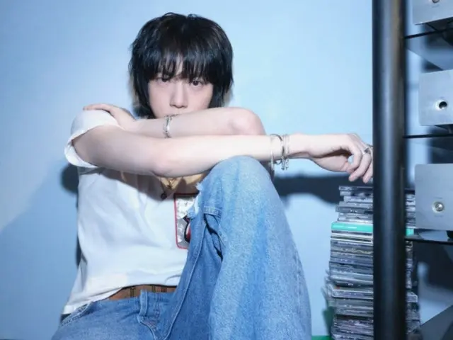 防弹少年团 JIN 的个人专辑《Echo》同时登上英国官方单曲榜和专辑主榜
