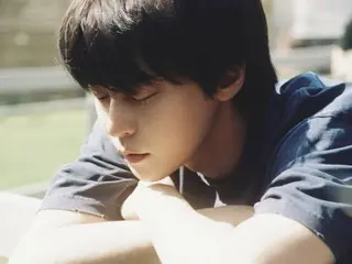 NCT 的 DOYOUNG 开辟了音乐和情感栖息的空间